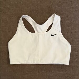 NWOT Nike White Racerback Sports Bra-Size Medium